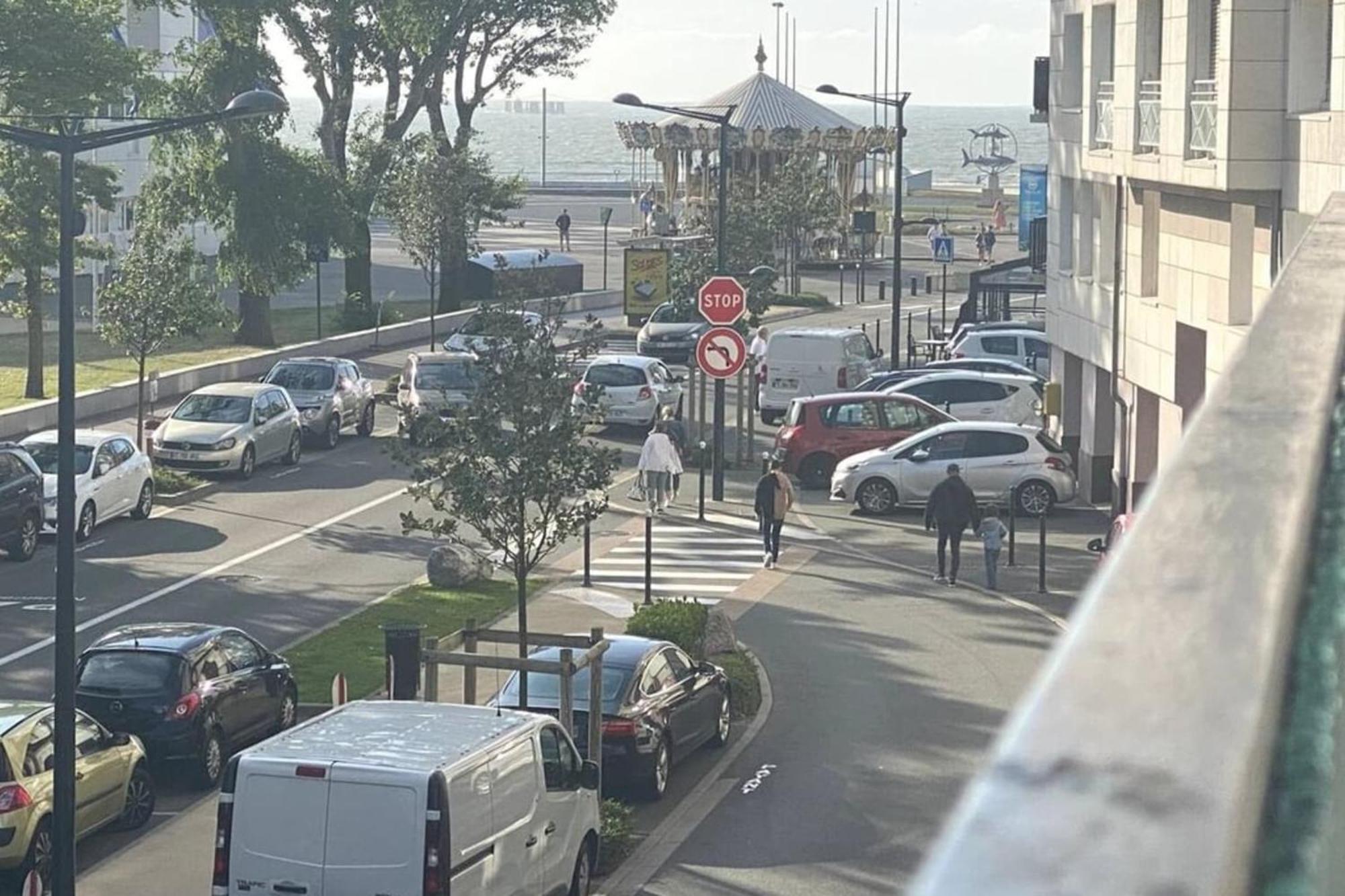 Bienvenue Au P'Tit Lou Apartment Boulogne-sur-Mer Bagian luar foto