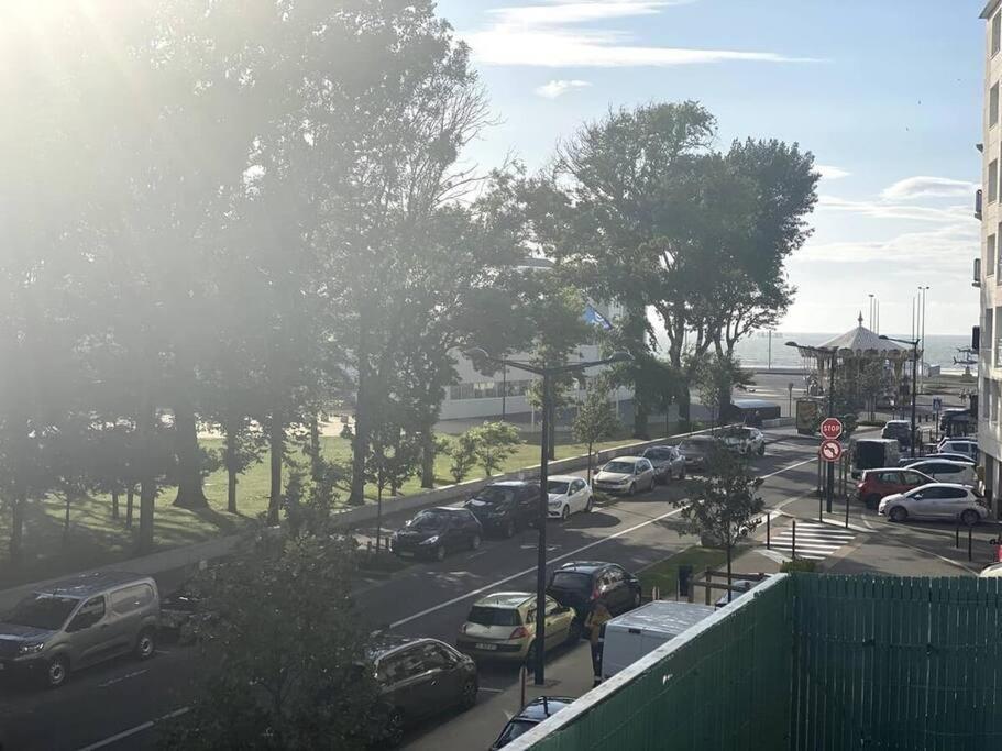 Bienvenue Au P'Tit Lou Apartment Boulogne-sur-Mer Bagian luar foto